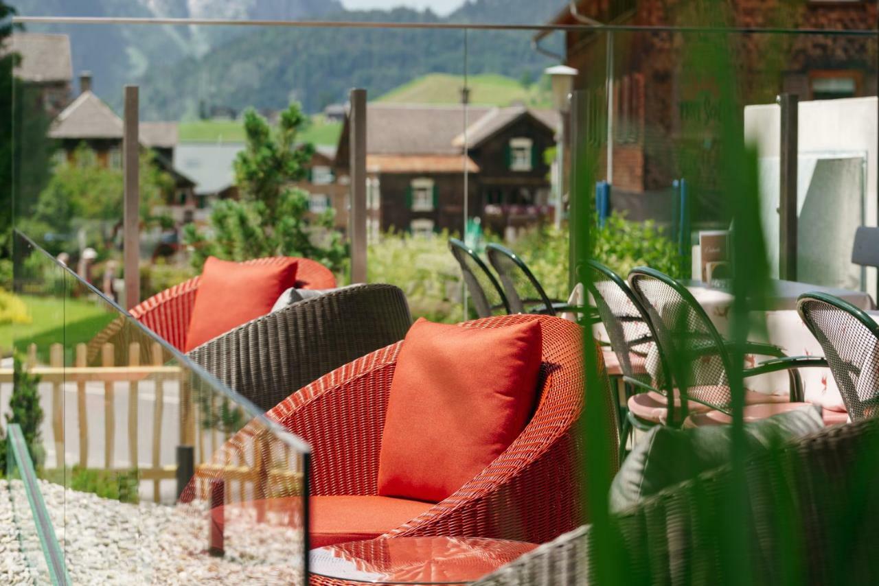Hirschen Wohlfuehlhotel Schoppernau Exteriör bild